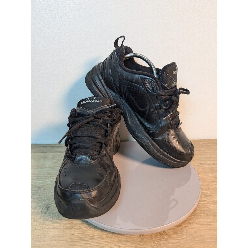 Nike Mens Air Monarch IV 415445-001 Black Walking Shoes Sneakers Size 9.5